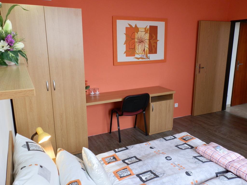 Hotel Gol Prostejov Room photo